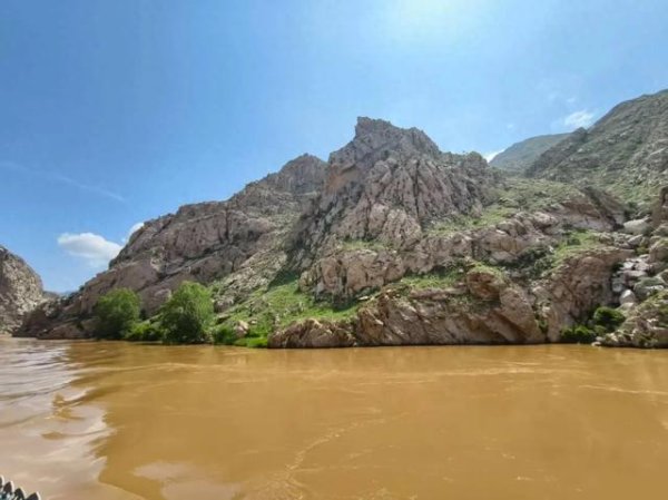 君润宜保 兰州乡村旅游添“水上动脉”！“探秘黄河奇峡”航线昨日首航