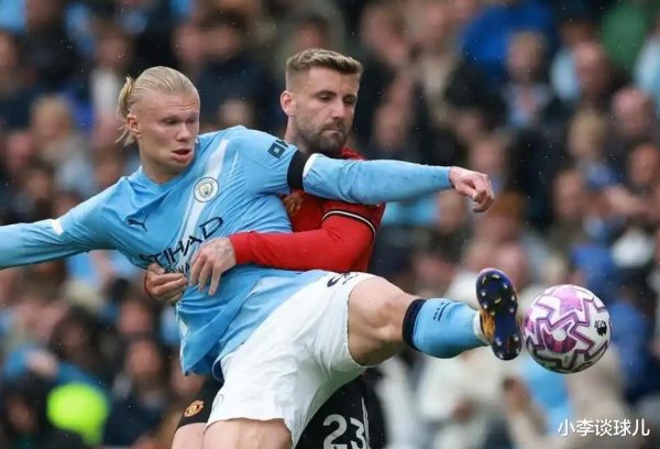 股粮网 曼市德比3: 0, 有人赢在“变”, 有人却输在“僵”……