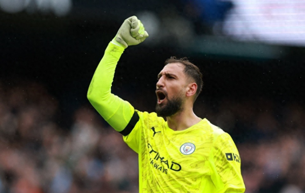 间群策略 多纳鲁马英超首秀即征服曼城球迷, 哈兰德: 我愿把最佳奖杯让给他