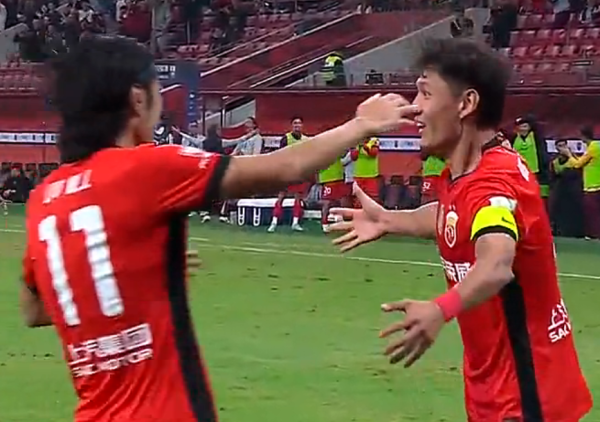 金多多 值得尊敬！上海海港弹尽粮绝仍能赢球，高居榜首，他们配得上冠军